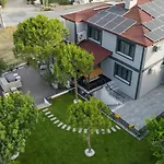 Select Cunda - Sea View With Garden 1 Bedroom At Cunda Island Prázdninový dům Ayvalı