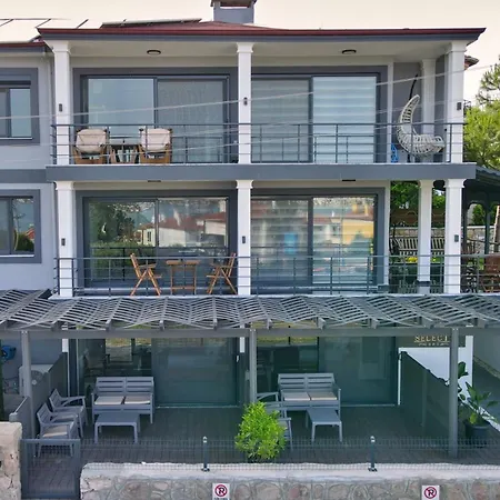 Prázdninový dům Select Cunda - Sea View With Garden 1 Bedroom At Cunda Island Ayvalı