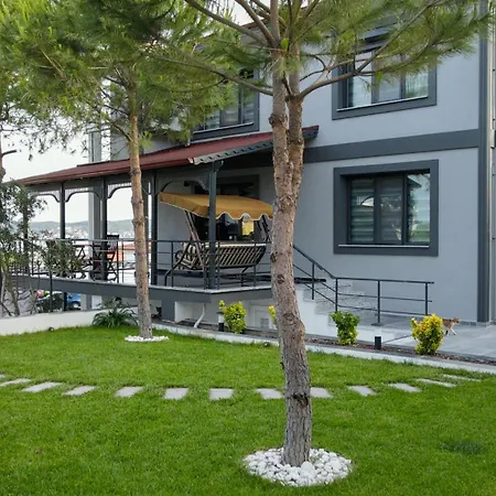 Select Cunda - Sea View With Garden 1 Bedroom At Cunda Island * Ayvalı